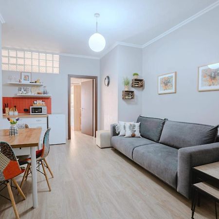 Nevila'S Apartment Tirana Exterior photo