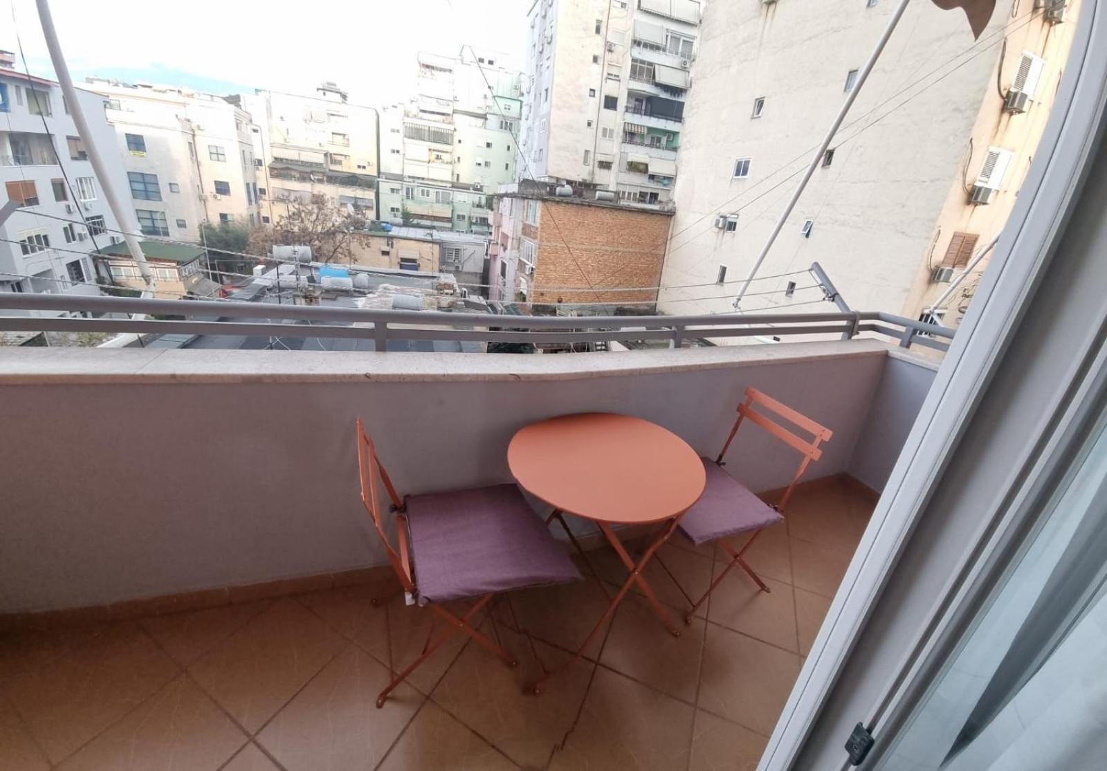 Nevila'S Apartment Tirana Exterior photo